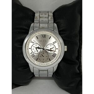 Relic ZR15829 Women's Silver Stainless Steel Analog Dial Quartz Watch LW117